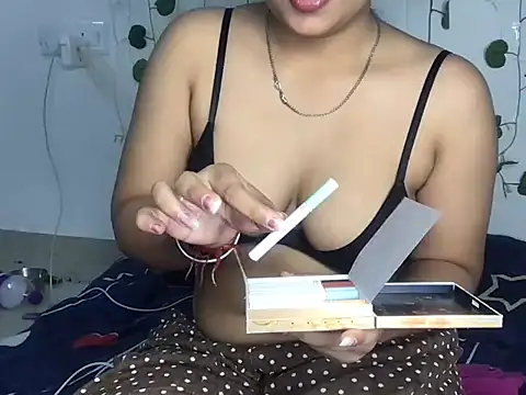 Hotty Nancyy online show from 28, 7, 2026