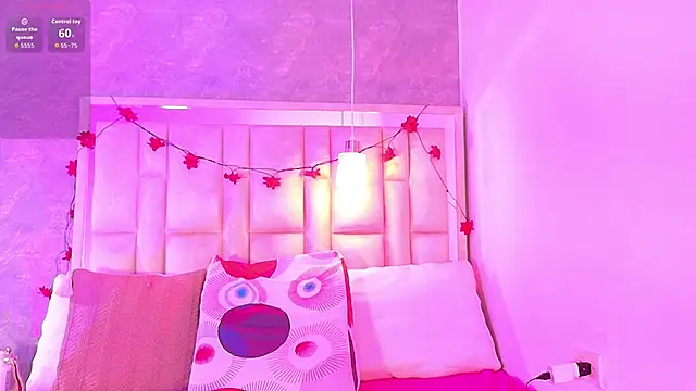 LunaRose18 online show from 30, 6, 2026