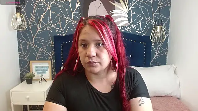 Snapshot of red_liia_tk chatting on 30, 7, 2026 red liia tk online show from 30, 7, 2026