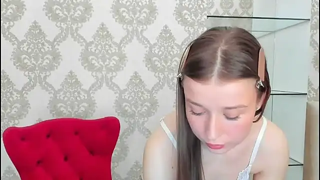 Snapshot of michelle_blus chatting on 6, 8, 2026 michelle blus online show from 6, 8, 2026