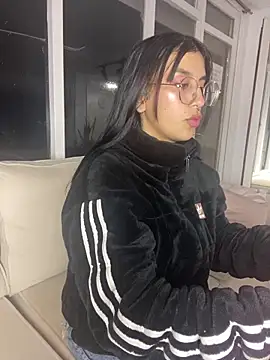 GabyLopez Pink online show from 23, 6, 2026
