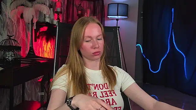 BellaRosewood online show from 14, 7, 2026