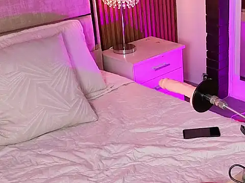 MiaBlackrose online show from 5, 7, 2026