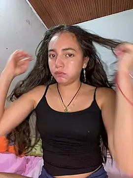 Julia valentina online show from 13, 7, 2026