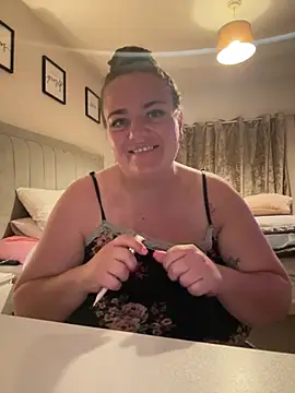 Bustygem  online show from 9, 7, 2026