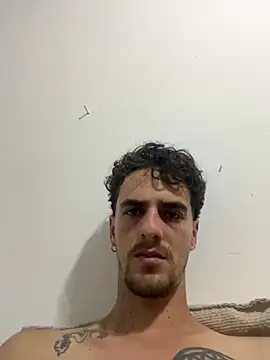 cocinerooo12 online show from 5, 8, 2026