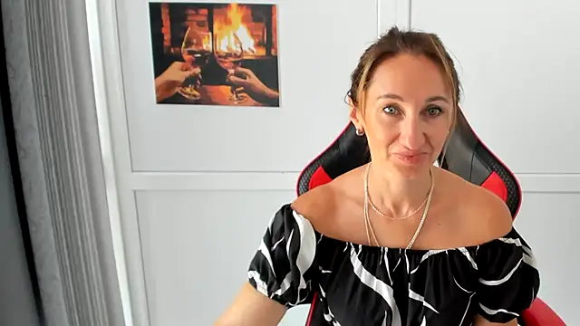 LilyDreamm online show from 5, 8, 2026