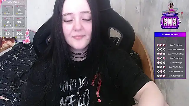 Snapshot of your_8a8y chatting on 4, 7, 2026 your 8a8y online show from 4, 7, 2026