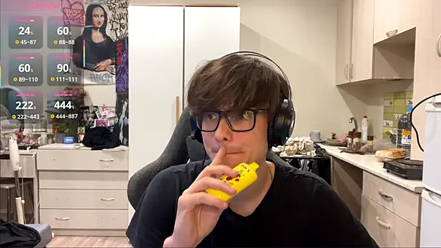 JadeNoiiir online show from 23, 6, 2026