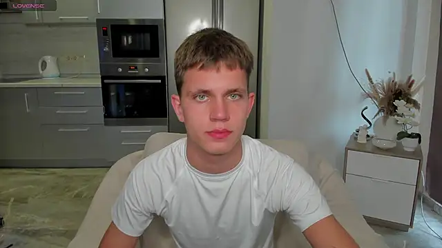 m0neyken online show from 31, 7, 2026