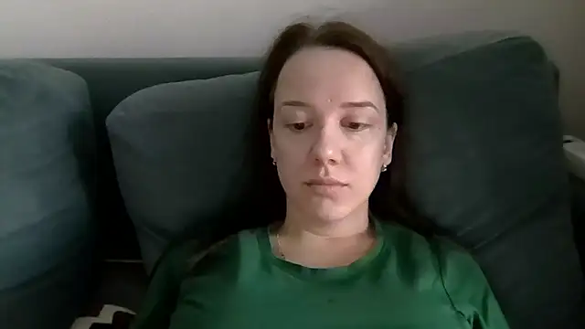 Snapshot of Nivella chatting on 7, 7, 2026 Nivella online show from 7, 7, 2026