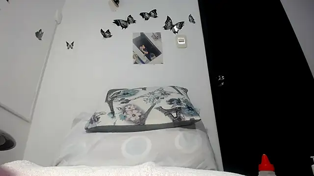 Cloee Foxx online show from 9, 8, 2026