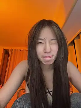 Snapshot of Uugirl00 chatting on 22, 7, 2026 Uugirl00 online show from 22, 7, 2026