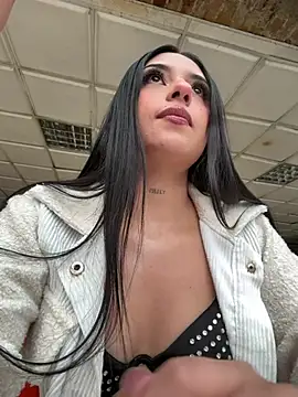 LilacNoir online show from 2, 7, 2026
