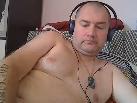 CristianDaniel78 online show from 3, 7, 2026