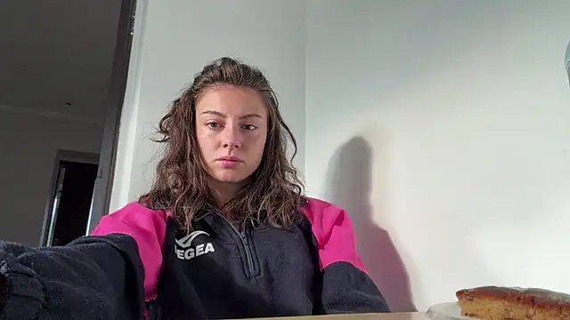 Monicaqte online show from 6, 7, 2026