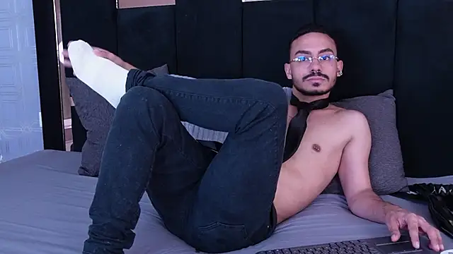thomas montiel online show from 6, 7, 2026