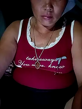 NyloveSquirt online show from 25, 6, 2026
