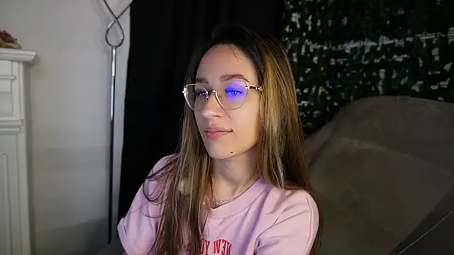 Nicole Bliss online show from 23, 7, 2026