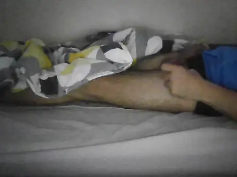 Snapshot of a5ar5rooooov chatting on 21, 12, 2025 a5ar5rooooov online show from 21, 12, 2025