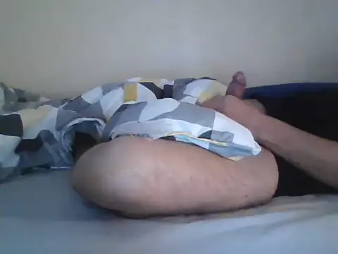 Snapshot of a5ar5rooooov chatting on 8, 3, 2026 a5ar5rooooov online show from 8, 3, 2026