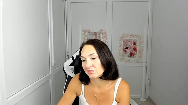 Snapshot of OliviaKateee chatting on 18, 7, 2026 OliviaKateee online show from 18, 7, 2026