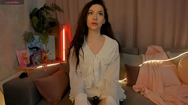 Bunnyblyy online show from 4, 8, 2026