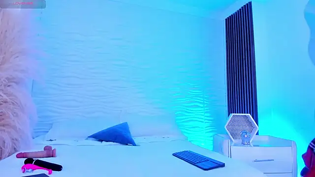 AylinLove  online show from 11, 7, 2026