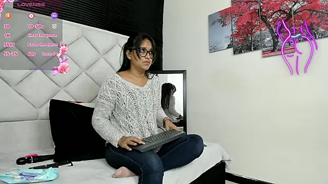 azul moonn online show from 11, 7, 2026
