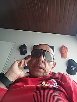 AlekNoir online show from 4, 7, 2026