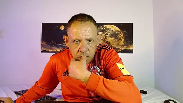 AlekNoir online show from 8, 7, 2026