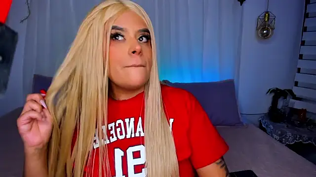 Sofi cortes online show from 24, 6, 2026