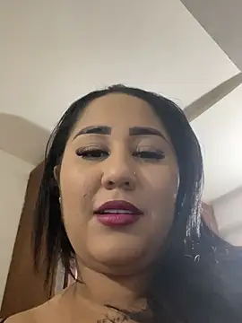 Valentina Tilly online show from 24, 6, 2026