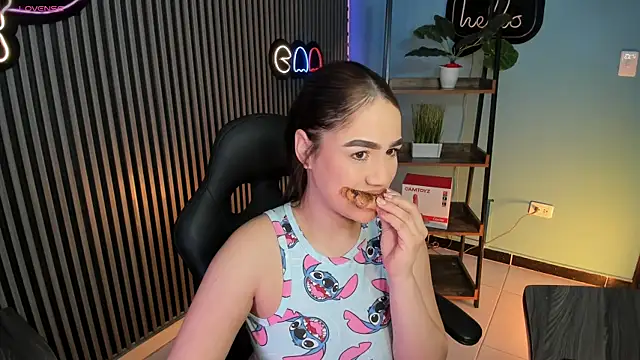Emily robertss1 online show from 6, 7, 2026