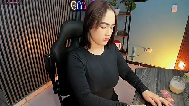 Emily robertss1 online show from 9, 7, 2026