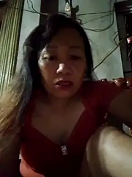 Moon squirtt online show from 6, 7, 2026