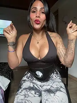 Snapshot of chiquiscaro chatting on 22, 7, 2026 chiquiscaro online show from 22, 7, 2026