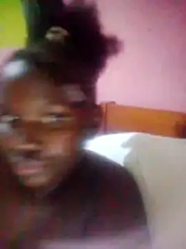 Snapshot of baby-laura chatting on 13, 7, 2026 baby-laura online show from 13, 7, 2026