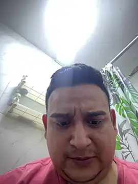 Snapshot of Gian98luck chatting on 9, 8, 2026 Gian98luck online show from 9, 8, 2026