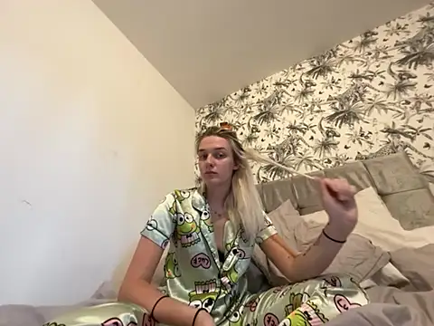 Snapshot of Elsa_Dark chatting on 2, 7, 2026 Elsa Dark online show from 2, 7, 2026