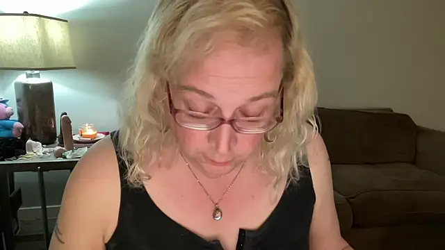 Snapshot of silverbanger3 chatting on 13, 3, 2026 silverbanger3 online show from 13, 3, 2026