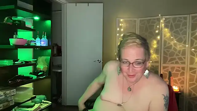 Snapshot of silverbanger3 chatting on 22, 3, 2026 silverbanger3 online show from 22, 3, 2026