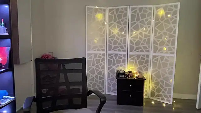 Snapshot of silverbanger3 chatting on 23, 3, 2026 silverbanger3 online show from 23, 3, 2026