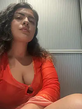 Snapshot of Aylin_Sugar chatting on 8, 7, 2026 Aylin Sugar online show from 8, 7, 2026