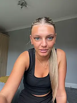 IndiaHughesUkx online show from 22, 7, 2026