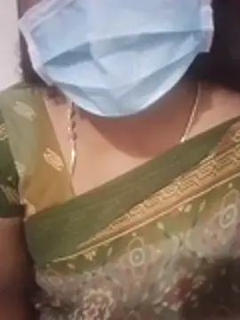 Roja sexy online show from 15, 7, 2026