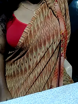 Snapshot of Anu_curvy chatting on 29, 7, 2026 Anu curvy online show from 29, 7, 2026