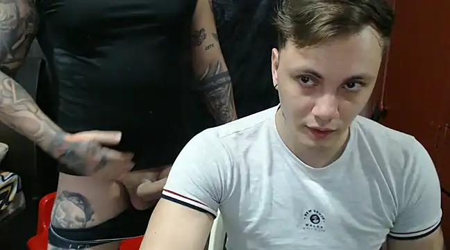 Snapshot of kike_energy chatting on 8, 1, 2025 kike energy online show from 8, 1, 2025