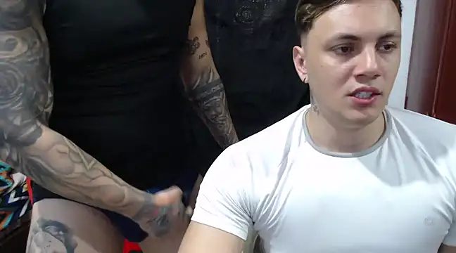 Snapshot of kike_energy chatting on 4, 2, 2025 kike energy online show from 4, 2, 2025