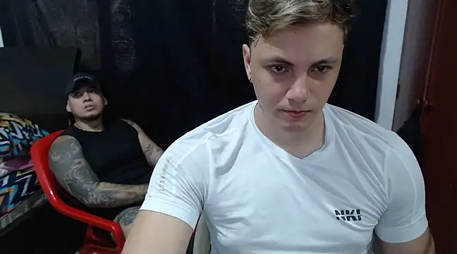 Snapshot of kike_energy chatting on 8, 2, 2025 kike energy online show from 8, 2, 2025